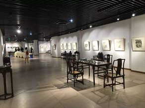 红旗-中国艺术品市场发展的八大趋势